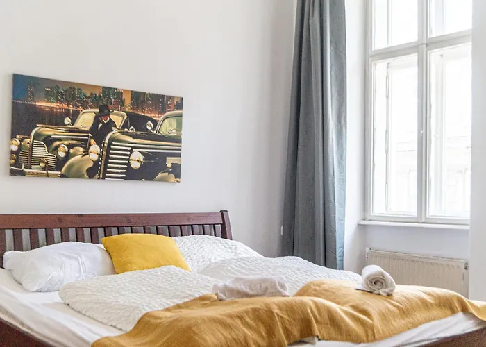 Cozy 3br Near Wiener Stadthalle