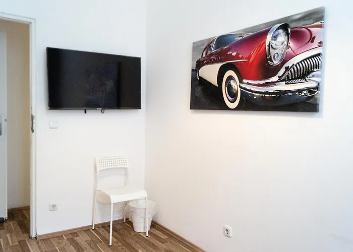 Cozy 3br Near Wiener Stadthalle Appartement *
